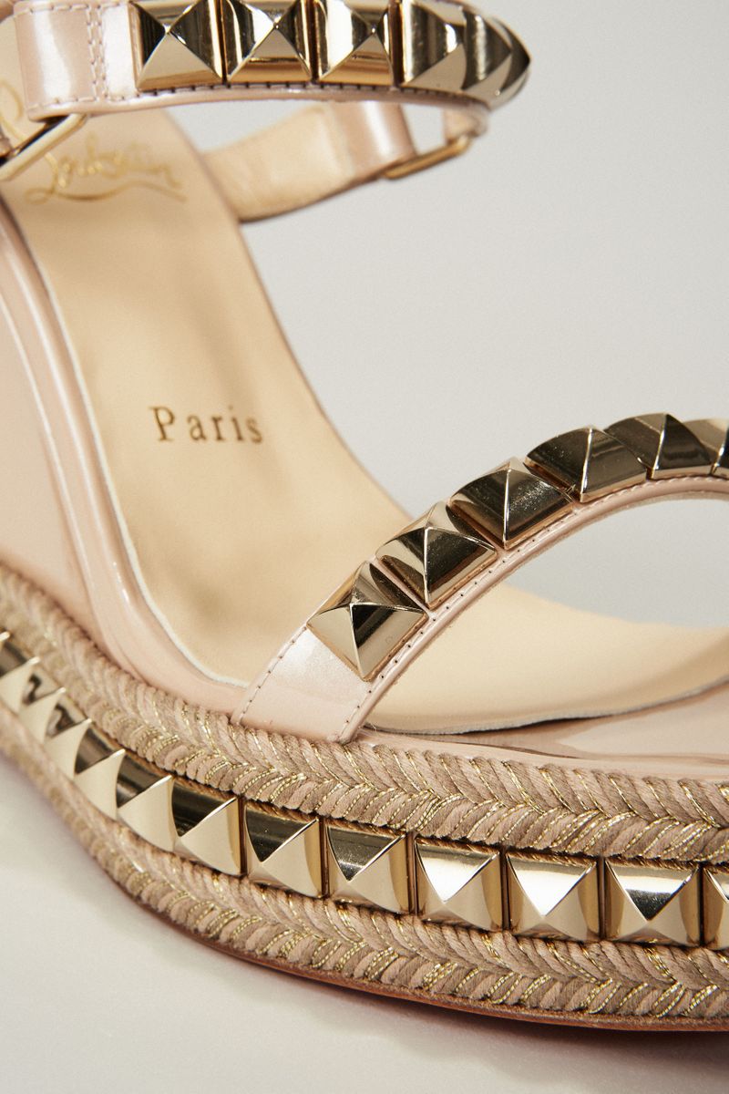 Wedges 'Cataclou 110' mit Nietenbesatz Nude