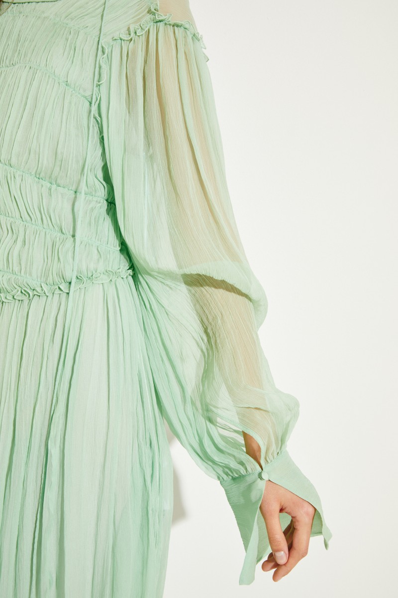 Langes Seiden-Kleid mit Raffungen Grün