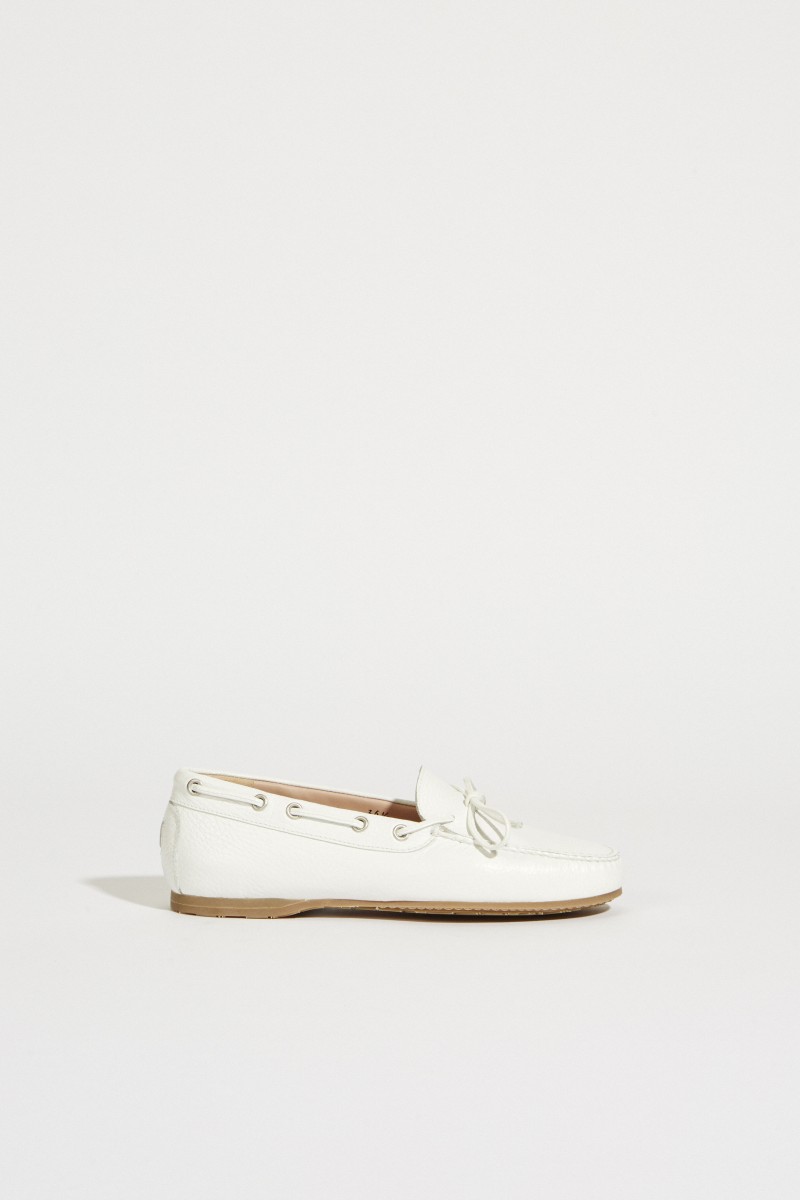 Leder-Schuh mit Schleife Weiß