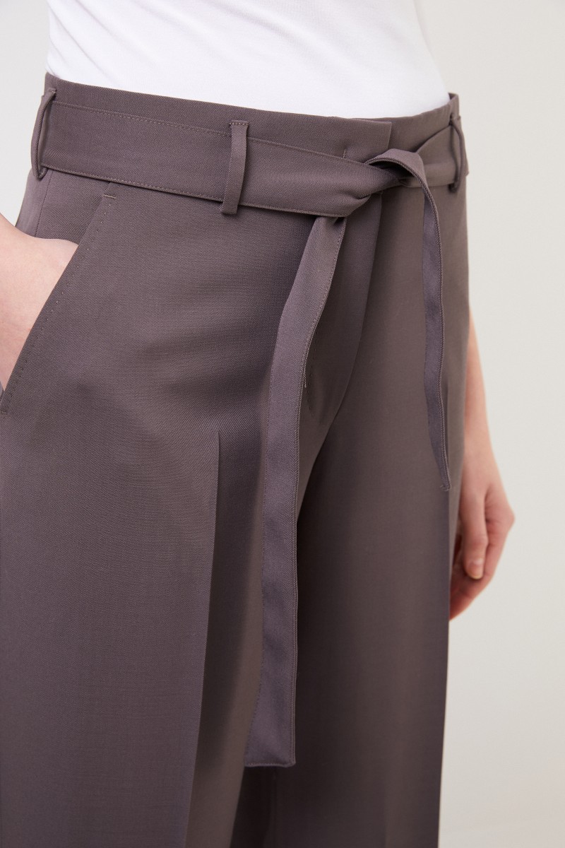 Iris von Arnim Bügelfaltenhose 'Idesia' Taupe