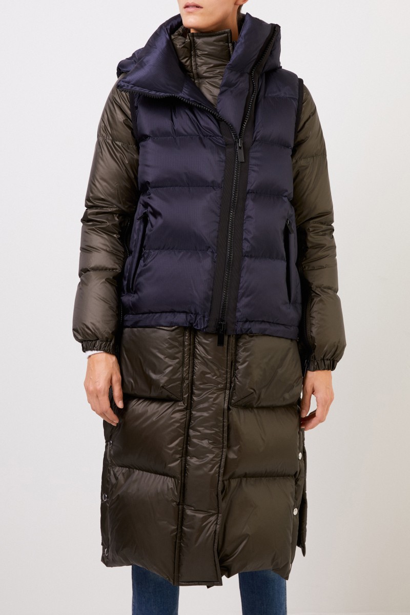 Sacai Daunenmantel im Layering-Look Marineblau/Khaki