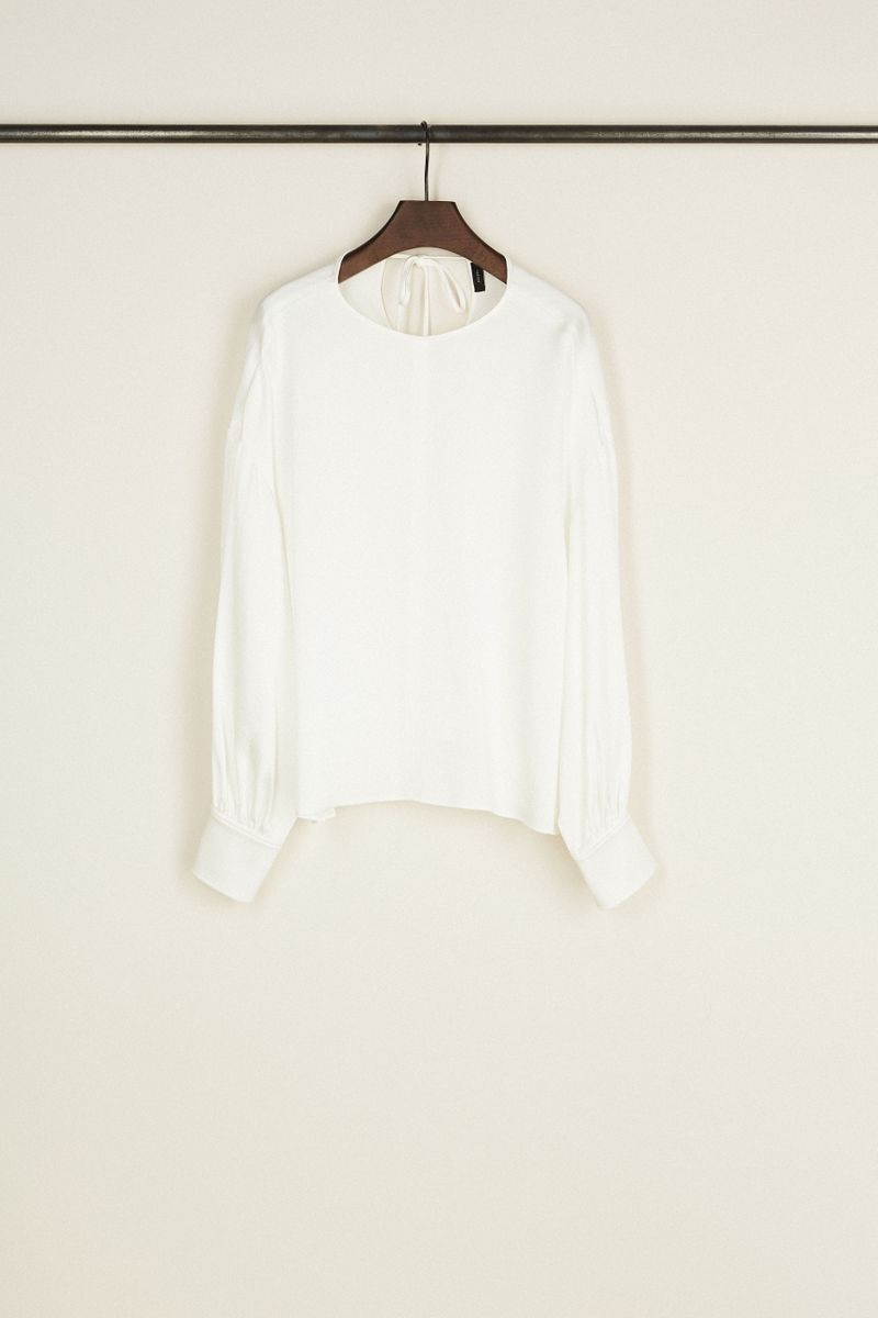 Crepe-Satin-Bluse 'Knox' mit Knopfdetails Weiß