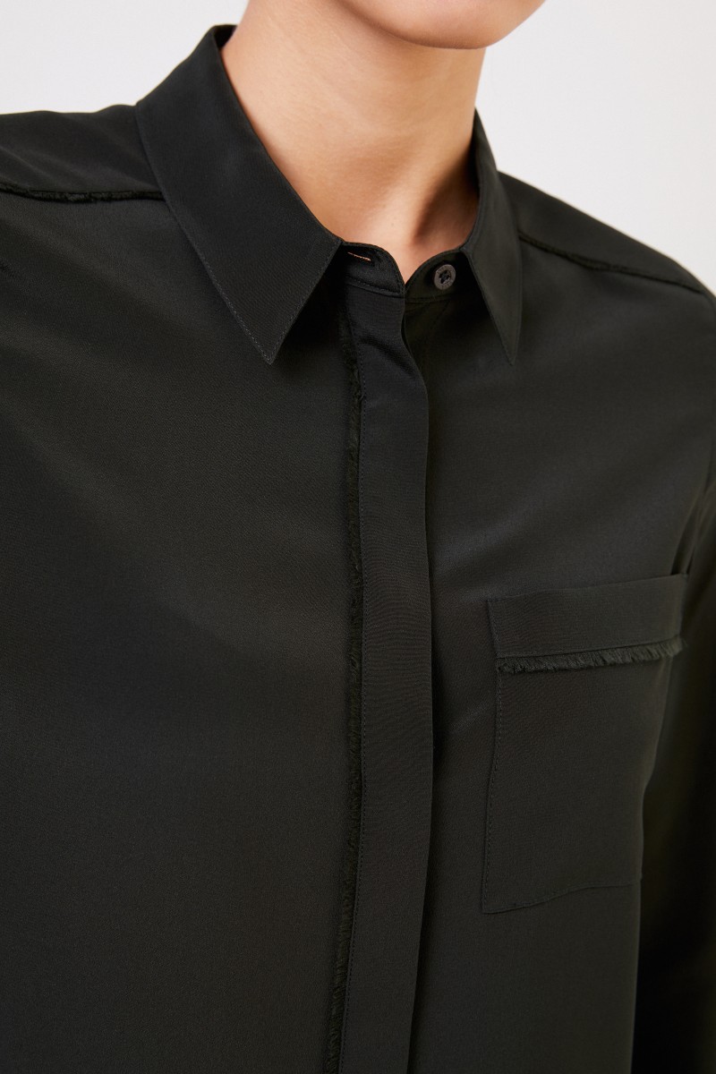 Seidenbluse 'Marysund' mit Fransedetails Grün