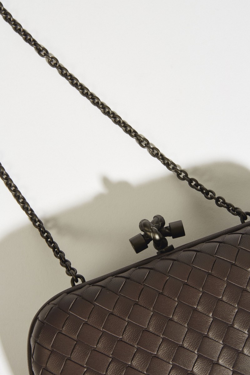 Geflochtene Lederclutch 'Knot' Braun