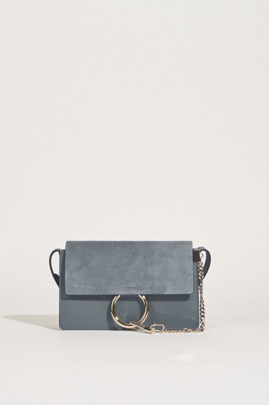 Umhängetasche 'Faye Classic Small' Cloudy Blue
