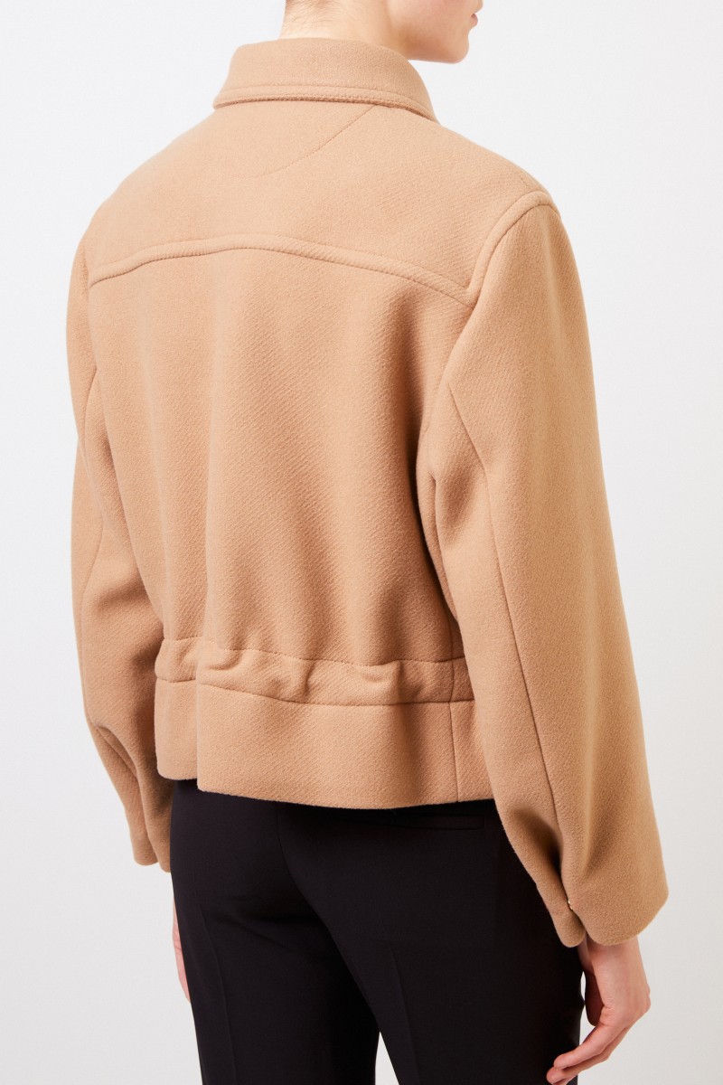 Kurze Wolljacke Camel