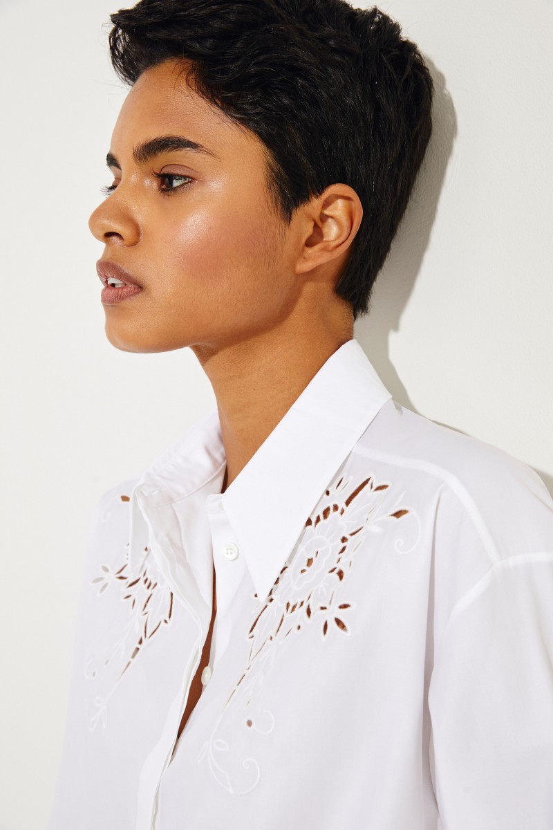 Baumwoll-Bluse mit floraler Spitze Weiß