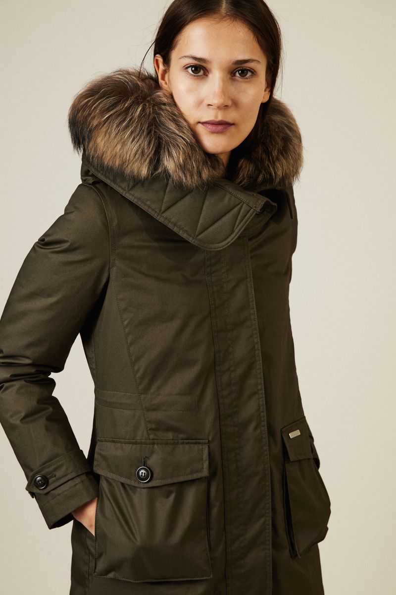 Daunenparka 'W'S Scarlett Eskimo' Oliv