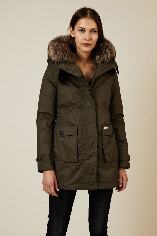 Daunenparka 'W'S Scarlett Eskimo' Oliv