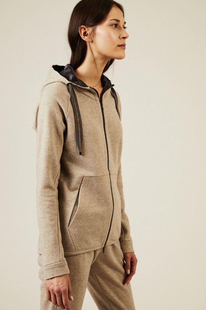 Cashmere-Jogginganzug mit Perlendetails Beige