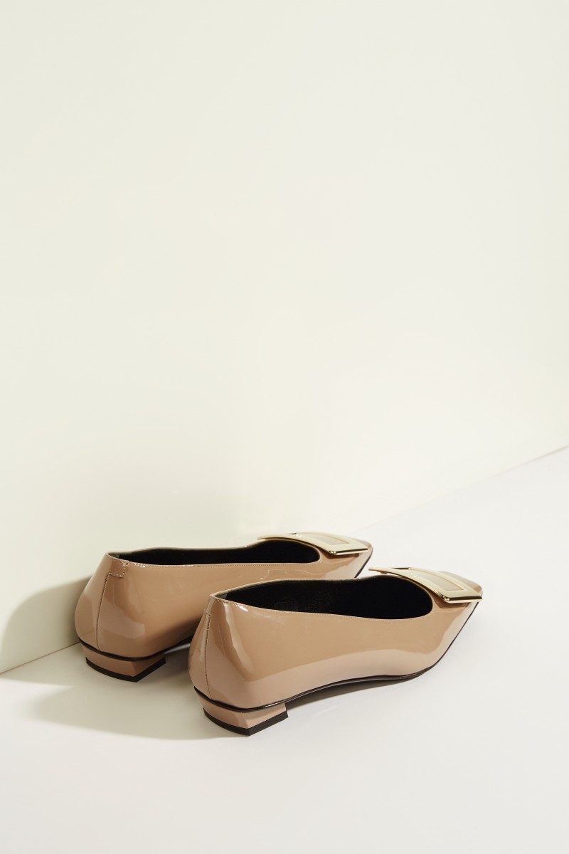 Lackleder-Flat 'Belle Vivier' mit Schnalle Taupe