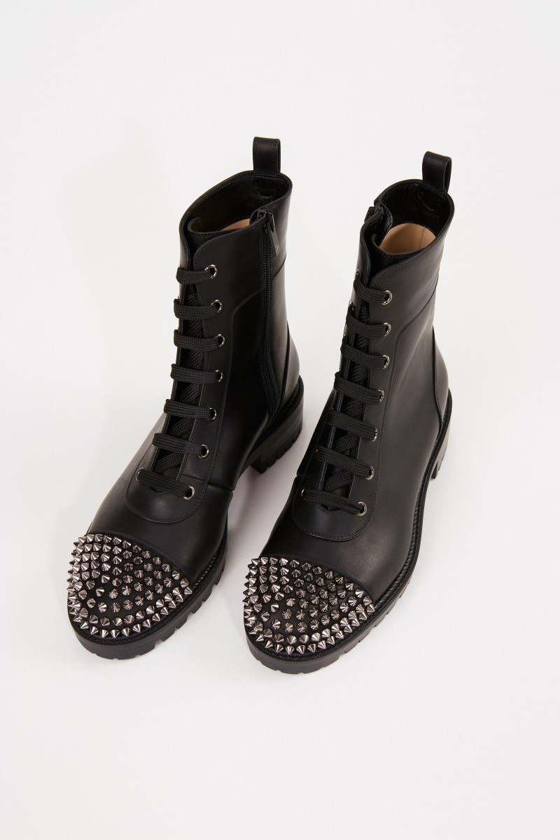 Christian Louboutin Leder-Boots mit Nietenkappe Schwarz