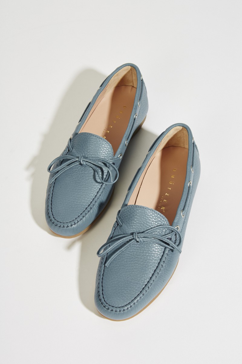 Leder-Schuh mit Schleife Blau