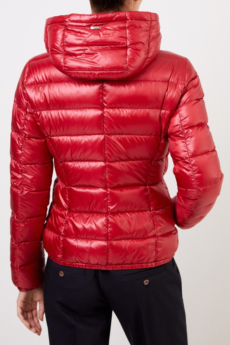 Kurze Daunenjacke mit Kapuze Rot