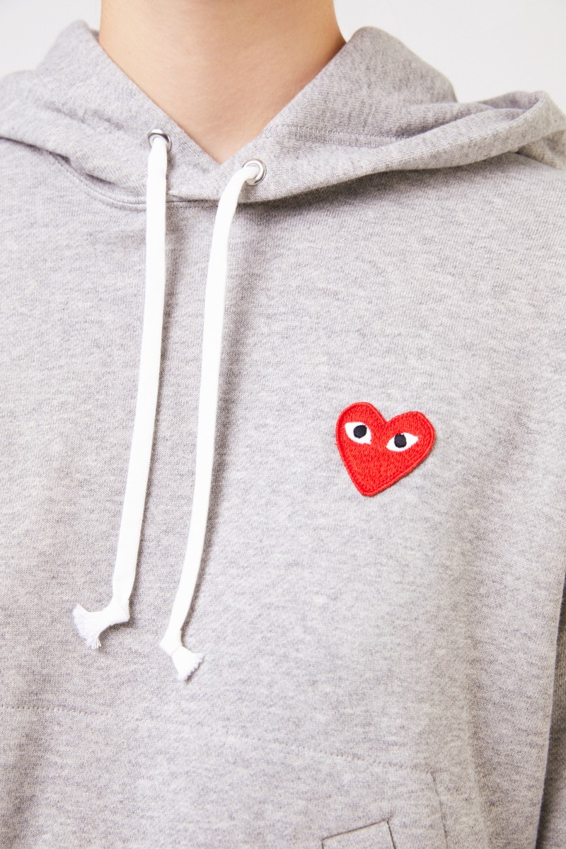 Hoodie mit Herz-Emblem Grau