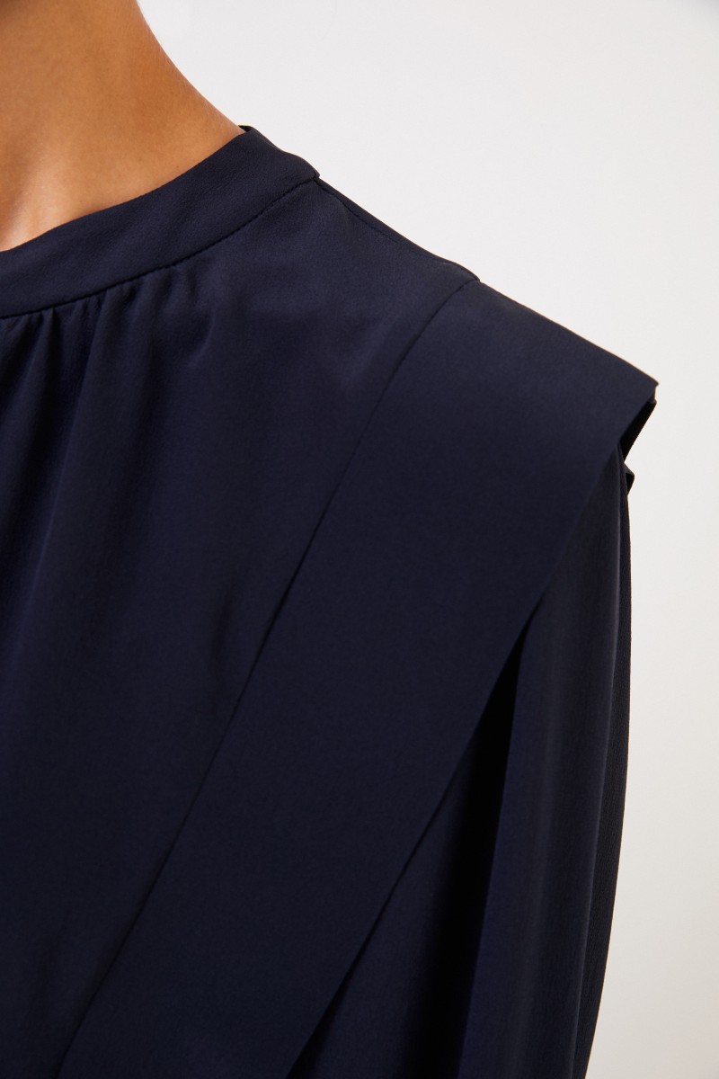Stella McCartney Seidenbluse mit Schlitz Marineblau