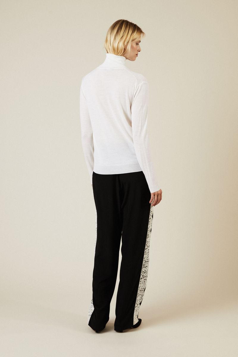 Rollkragenpullover Créme