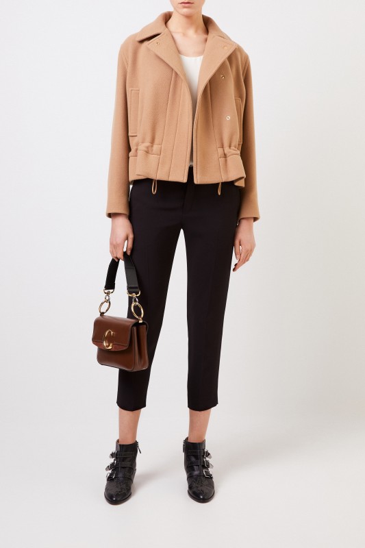 Kurze Wolljacke Camel