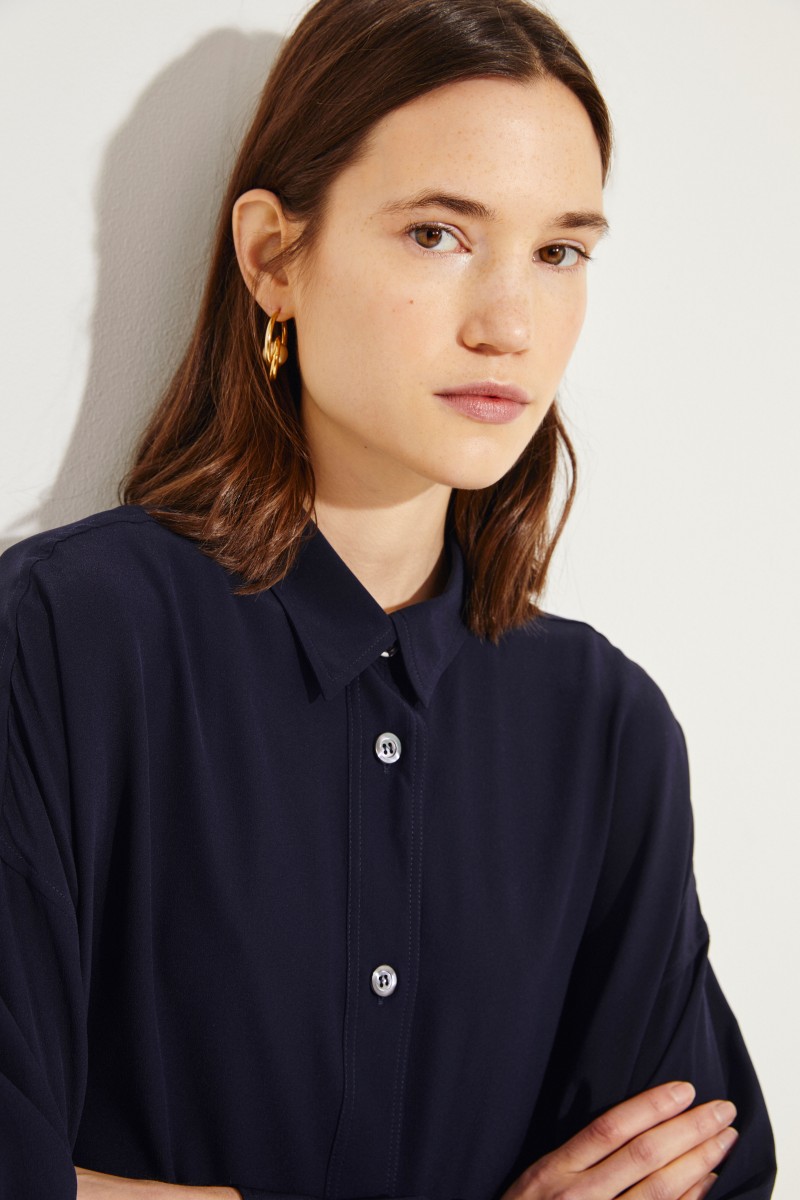 Oversized-Seidenbluse Marineblau