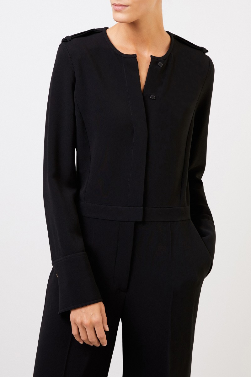 Klassischer Jumpsuit mit Knöpfen Schwarz