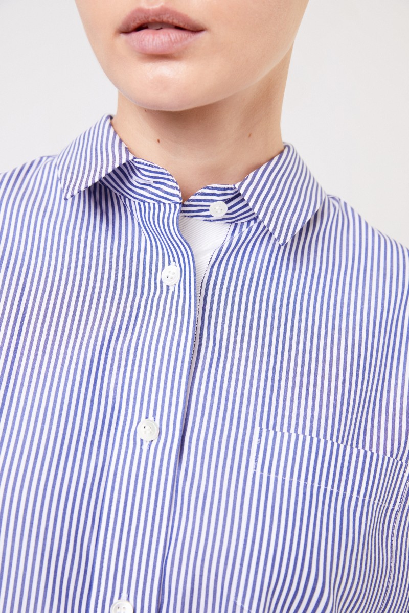 Sacai Gestreifte Bluse mit Spitzendetails Blau/Weiß