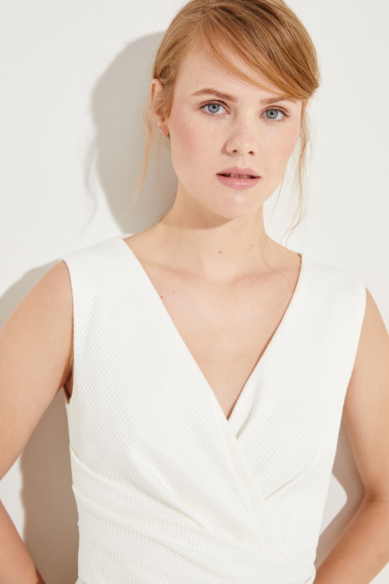 Baumwoll-Kleid mit Raffung Weiß