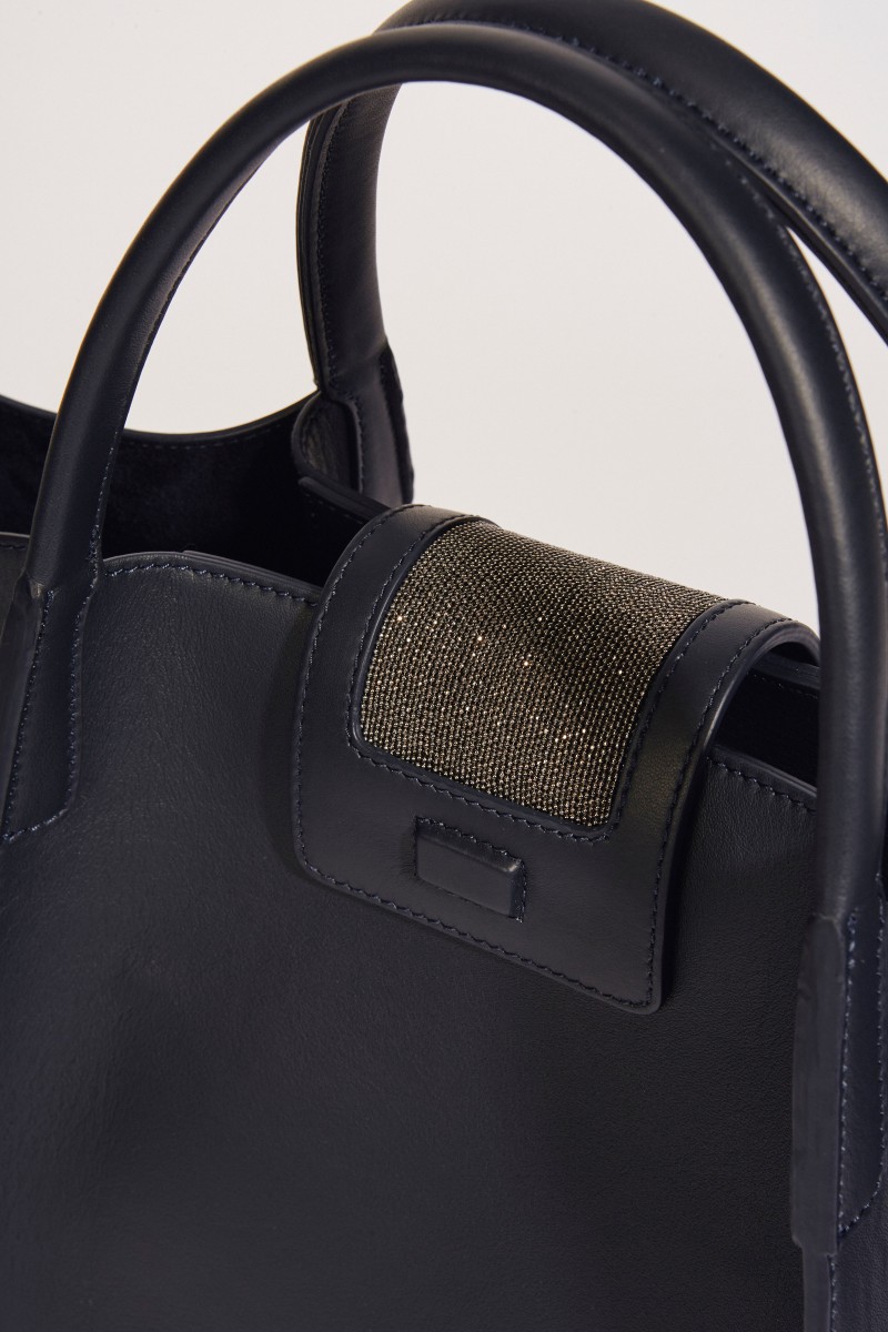 Leder-Tasche 'Viola' mit perlenverzierter Lasche Blau