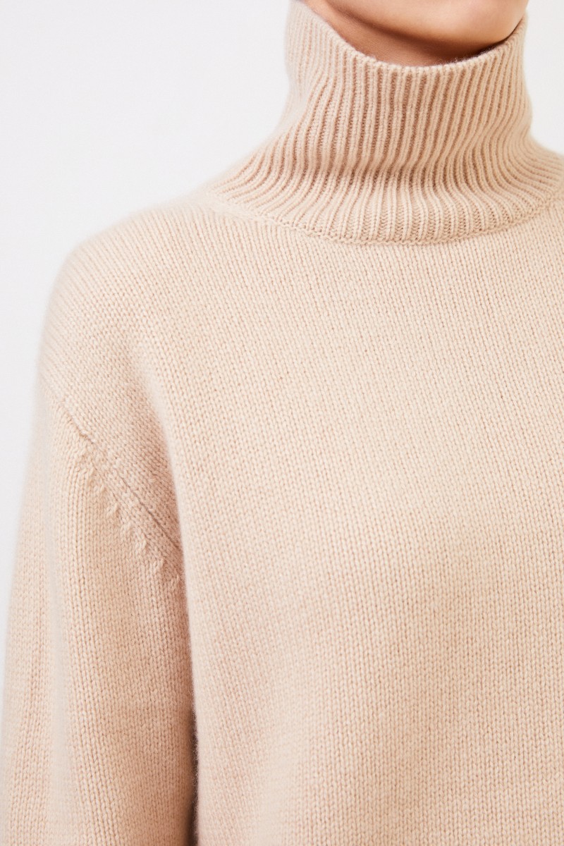Cashmere-Pullover mit Turtleneck Beige
