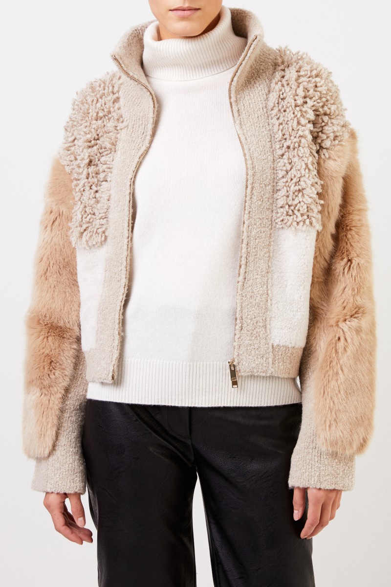 Kurze Faux Fur Jacke mit Detail Camel