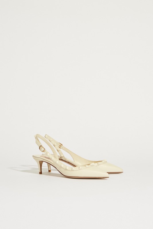 Slingback-Pump mit Nietendetails Weiß