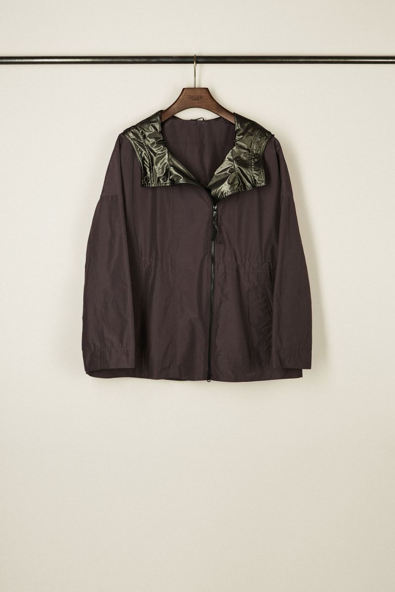 Leichte Oversize-Jacke in Violett