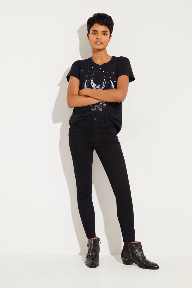 Skinny Jeans mit ausgefranstem Saum 'Alana' Schwarz