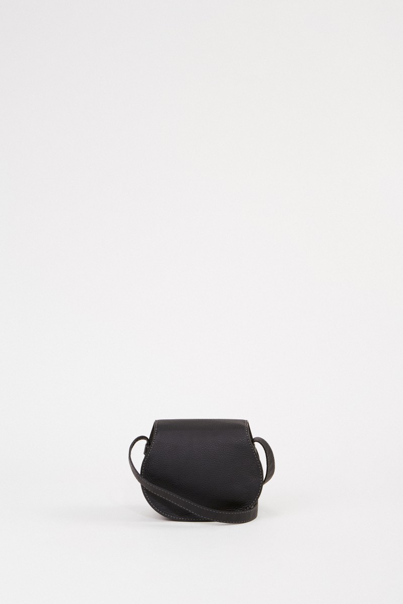 Umhängetasche 'Marcie Saddle Small' Schwarz