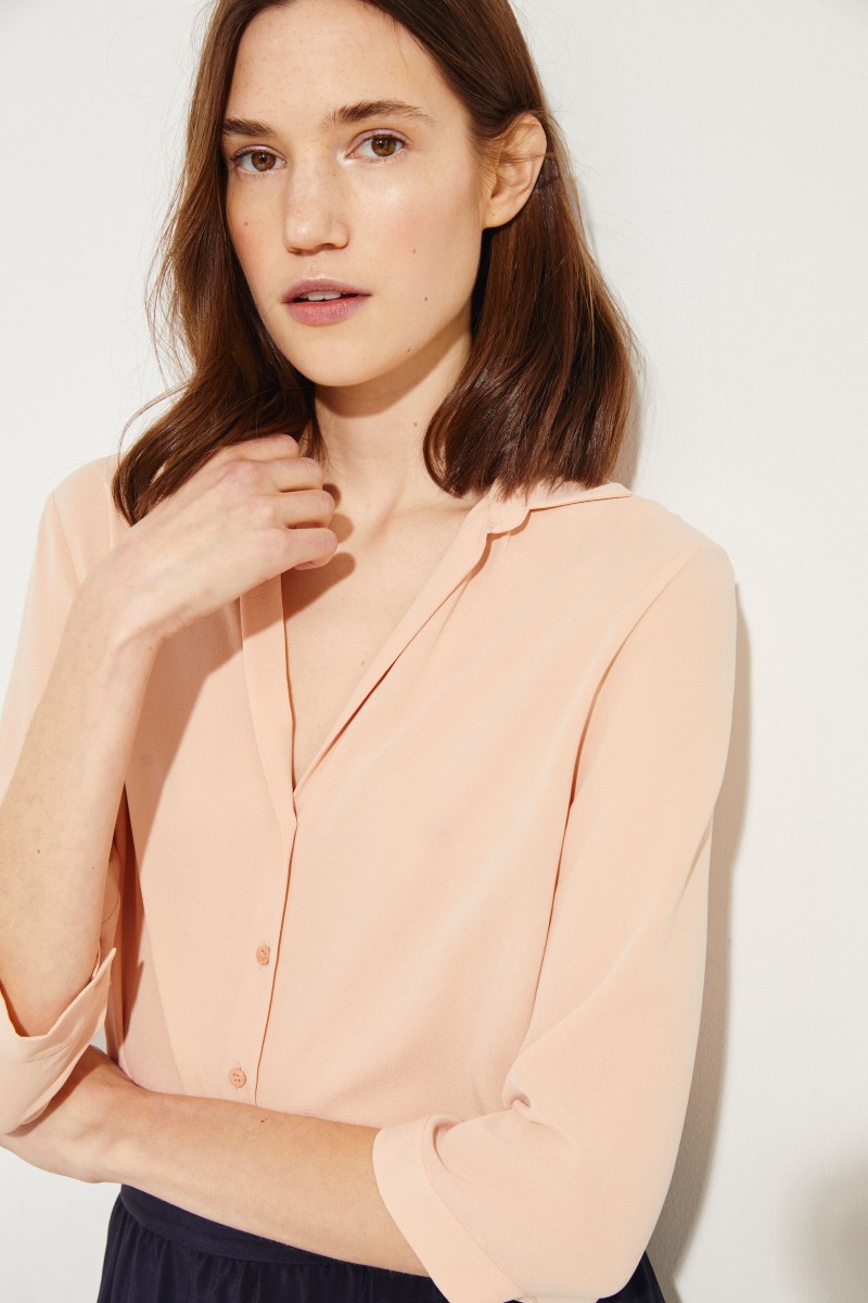 Seiden-Bluse 'Adora' mit asymmetrischem Saum Nude