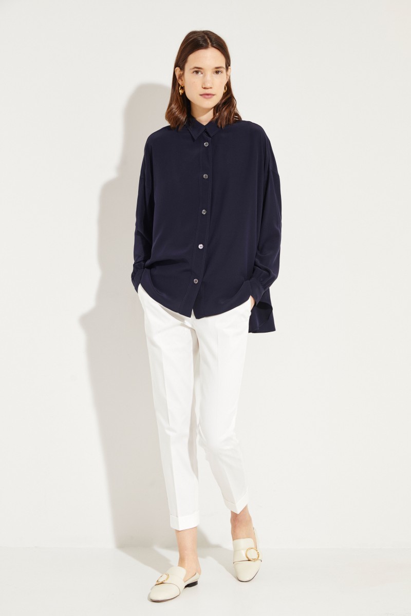 Oversized-Seidenbluse Marineblau