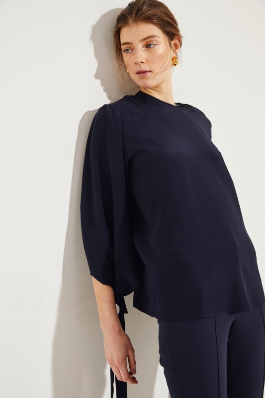 Seiden-Bluse mit Bindedetails Blau