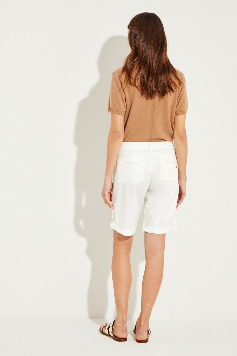 Slim Fit Bermuda Weiß