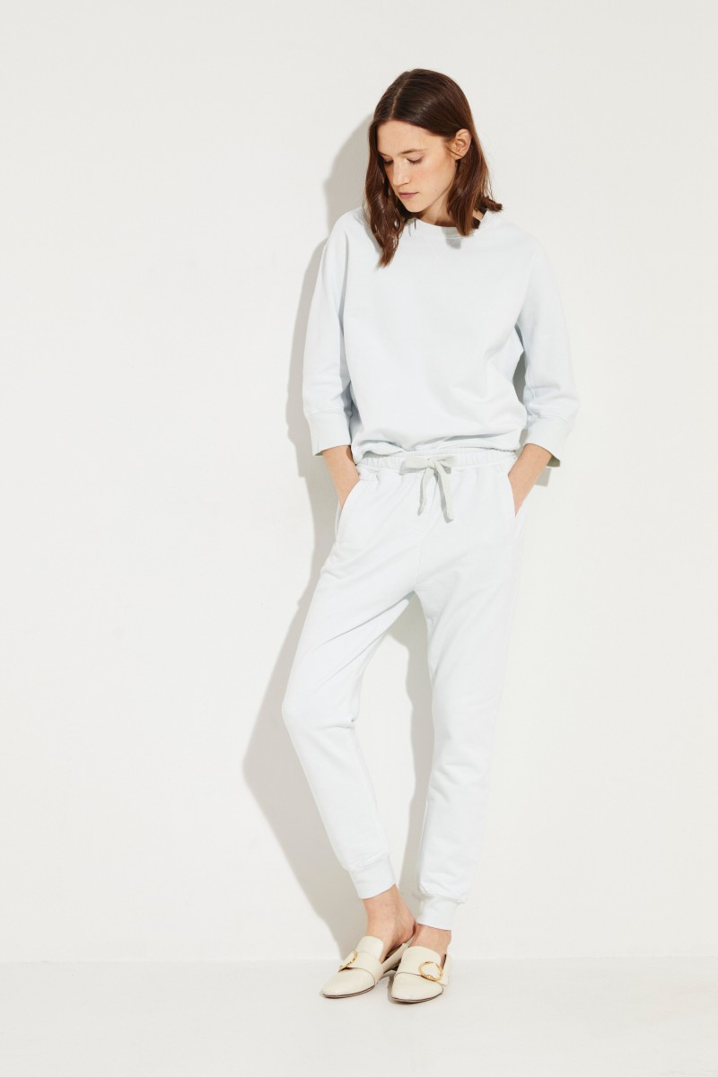 Jogginghose Hellblau