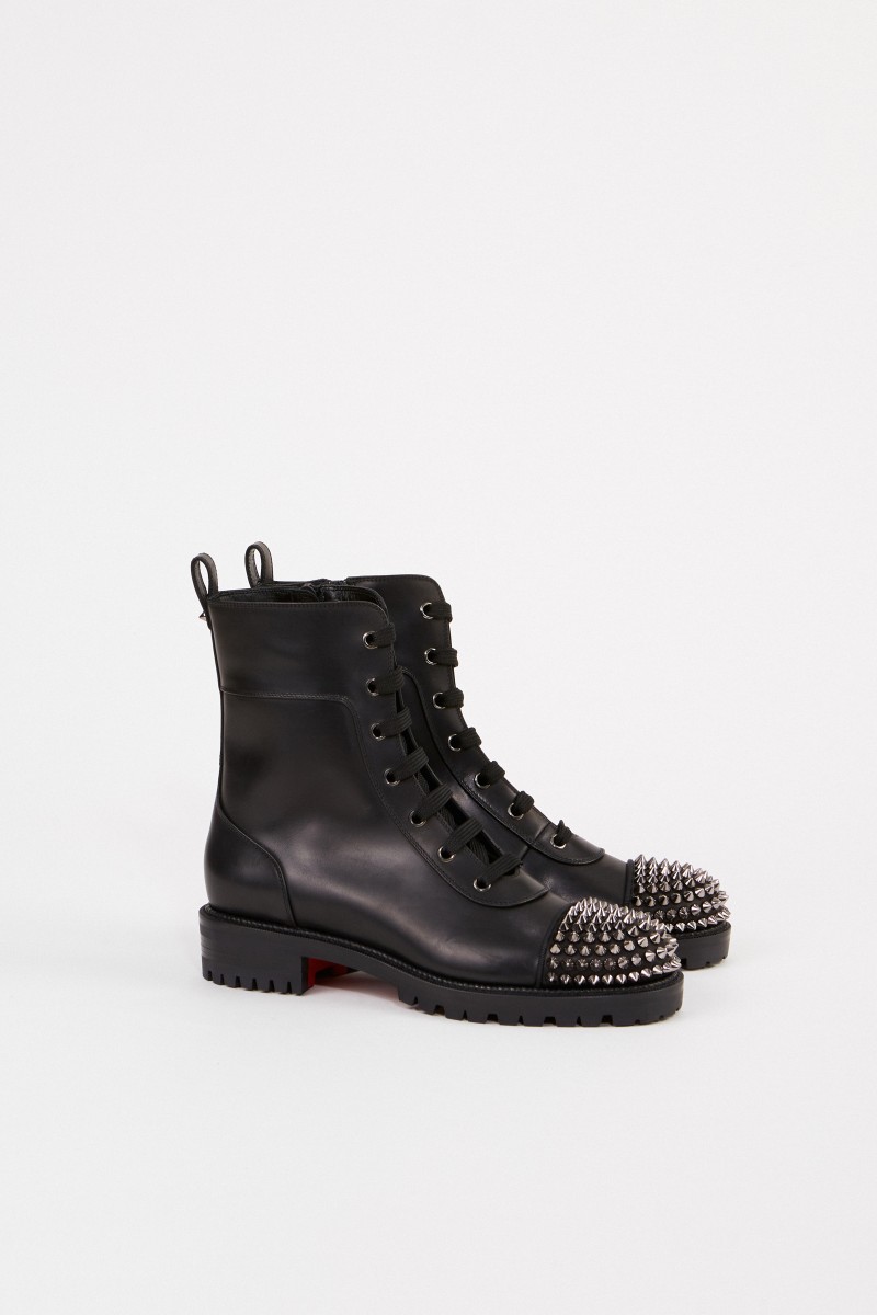 Christian Louboutin Leder-Boots mit Nietenkappe Schwarz