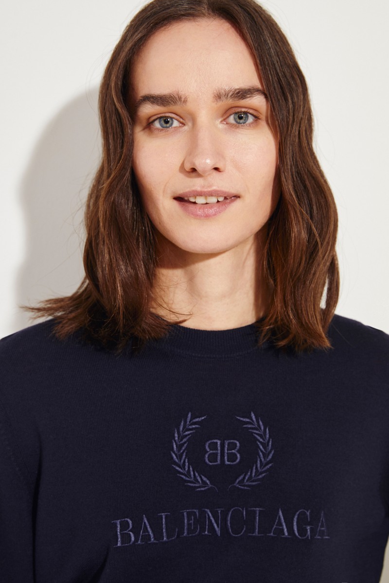 Woll-Pullover mit Stickerei Blau