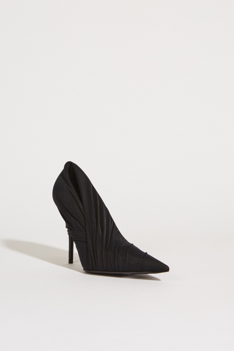 Spitzer Pump mit Netzdetails Schwarz