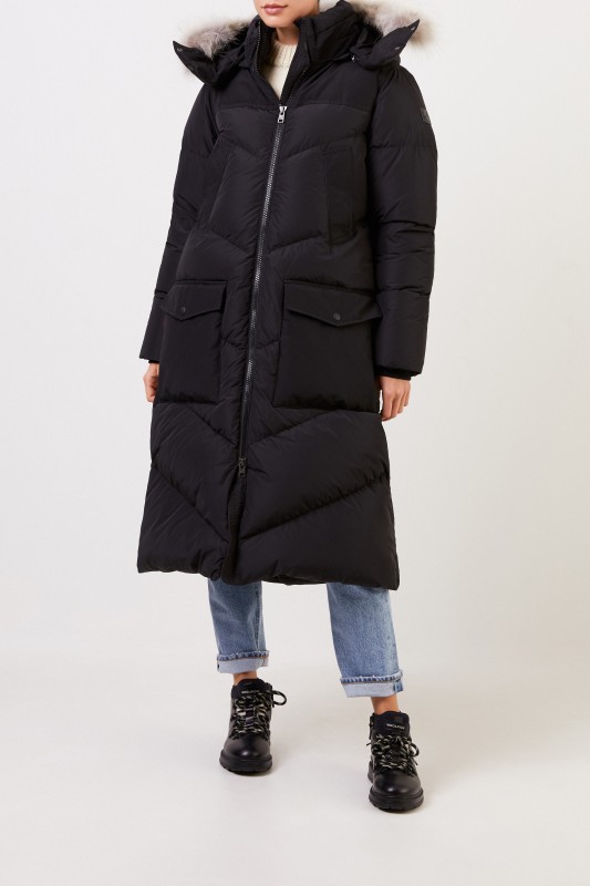 Woolrich Daunenparka 'Long Parka Coyote' mit Kapuze Schwarz