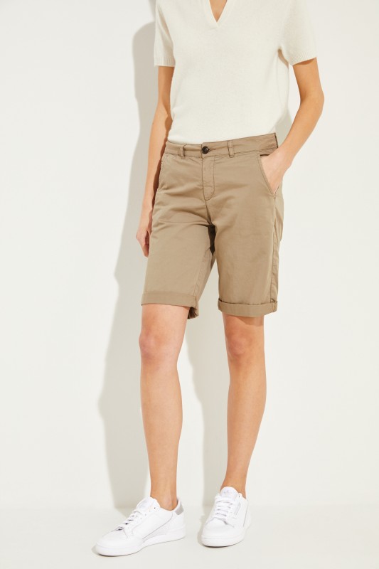 Slim Fit Bermuda Oliv