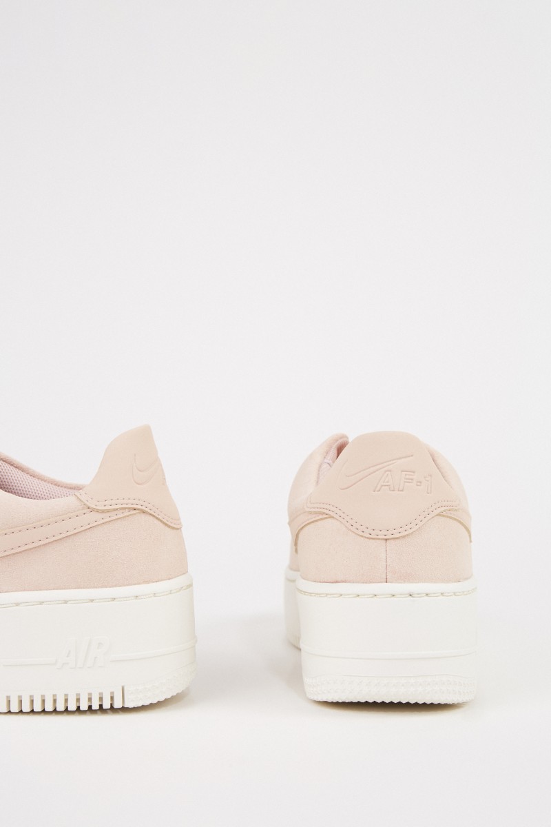 Nike Plateau-Sneaker 'Air Force 1' Beige