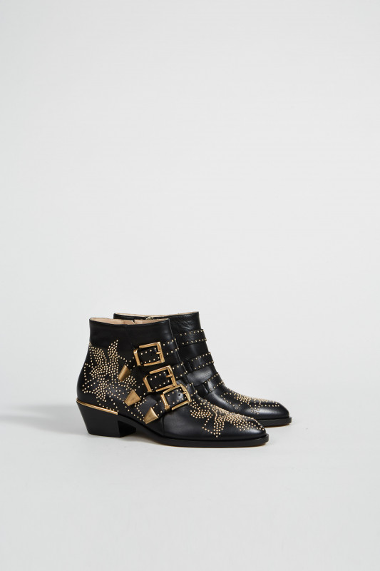 Stiefelette 'Susanna' mit Nieten Schwarz/Gold