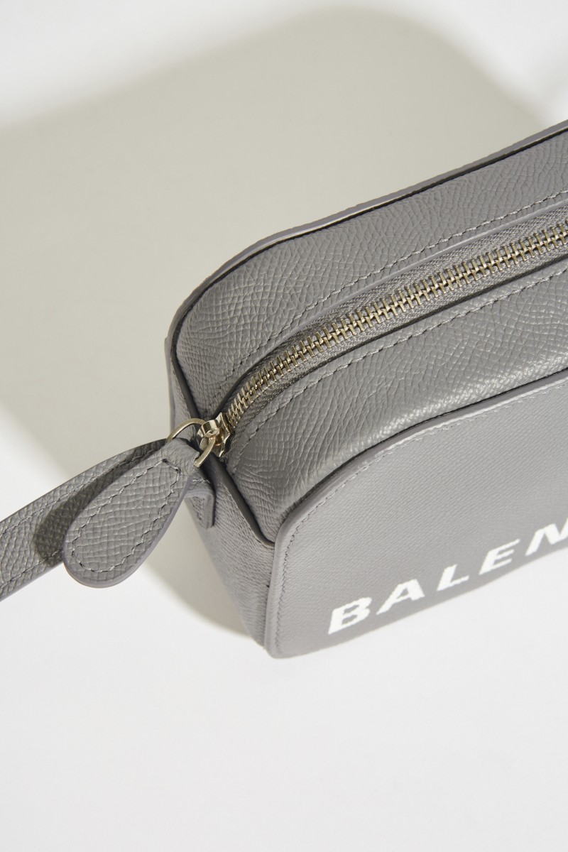 Umhängetasche 'Ville Camera Bag' Grau