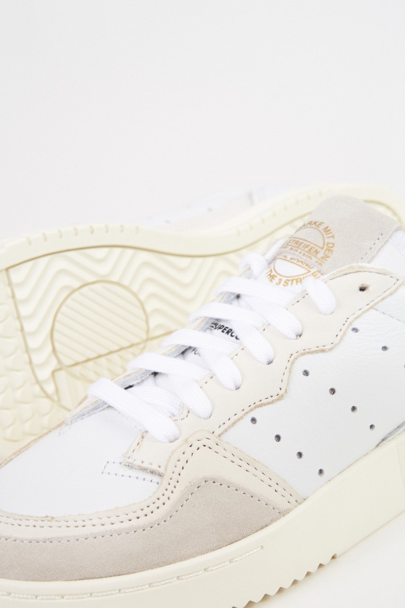 Sneaker 'Supercourt' Weiß/Beige