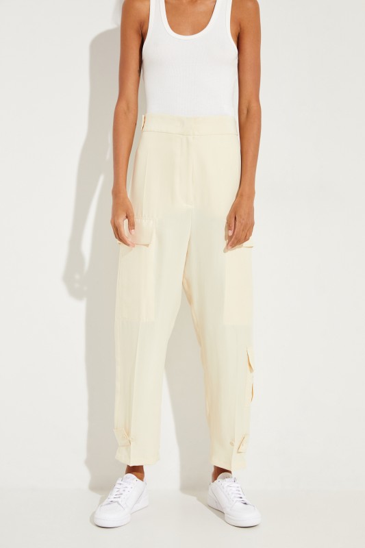 Seiden-Hose 'Ronni' mit Taschen-Details Beige