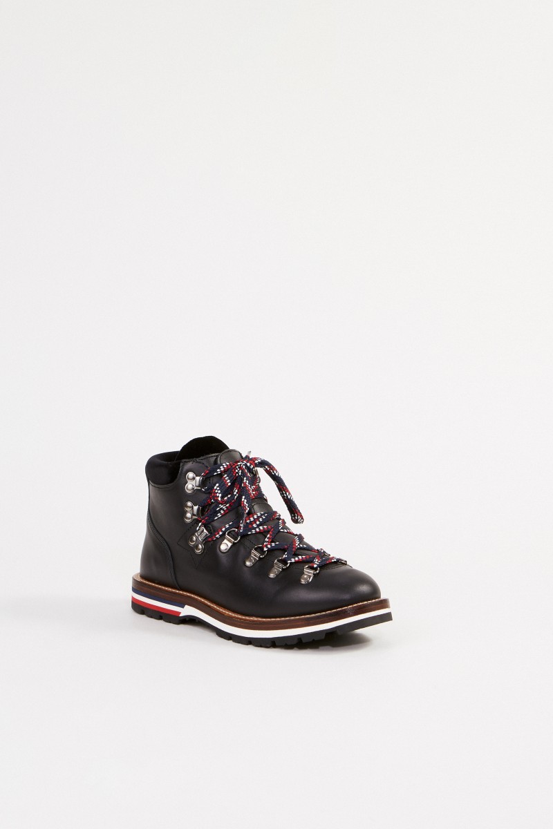 Moncler Boots 'Blanche' mit Samtdetails Schwarz