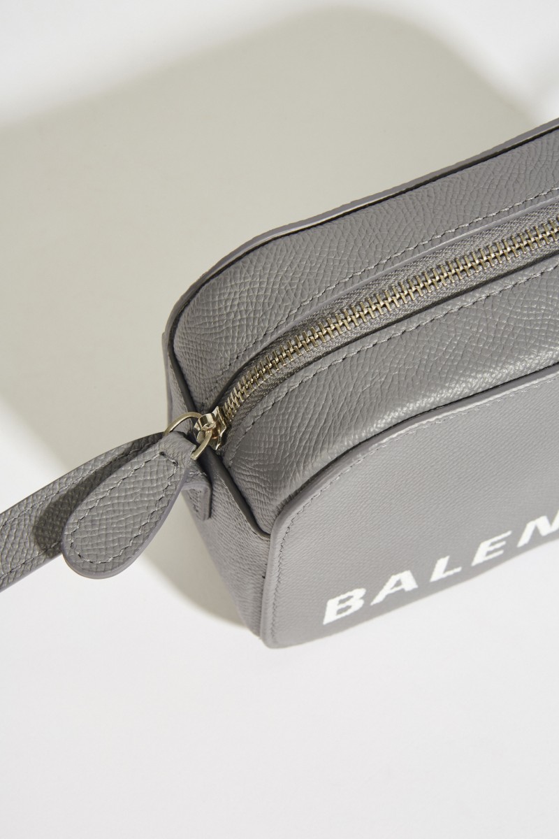 Umhängetasche 'Ville Camera Bag' Grau